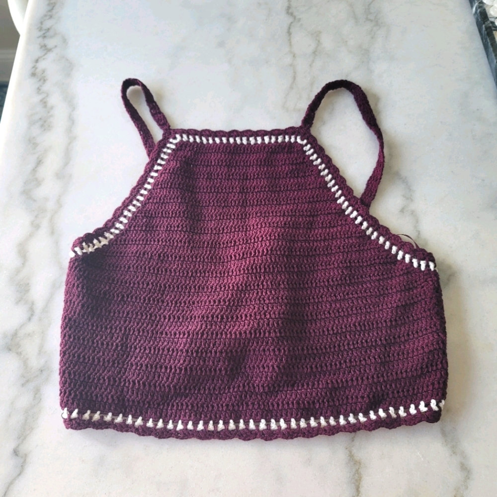 Burgundy knit crop top